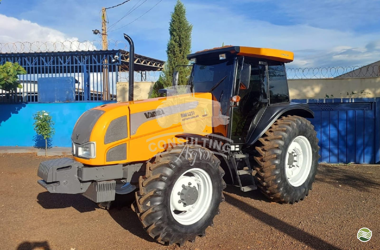 TRATOR VALTRA VALTRA BM 125 Tração 4x4 Consulting Agro ITUVERAVA SÃO PAULO SP